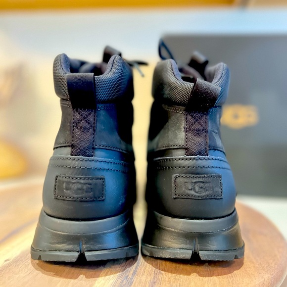 UGG Emmett Duck Boot Black size 12 - Picture 10 of 15